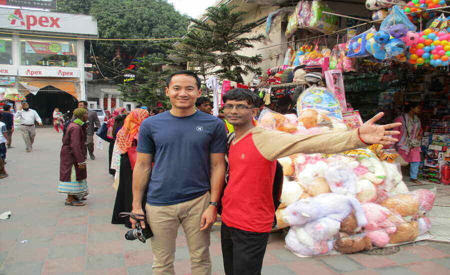 Tour guiding in Bangladesh